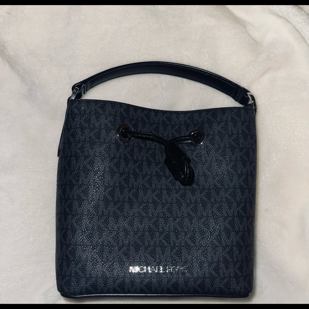 Michael kors mini bag